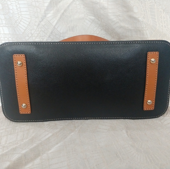 Dooney and Bourke hobo - Picture 6 of 9